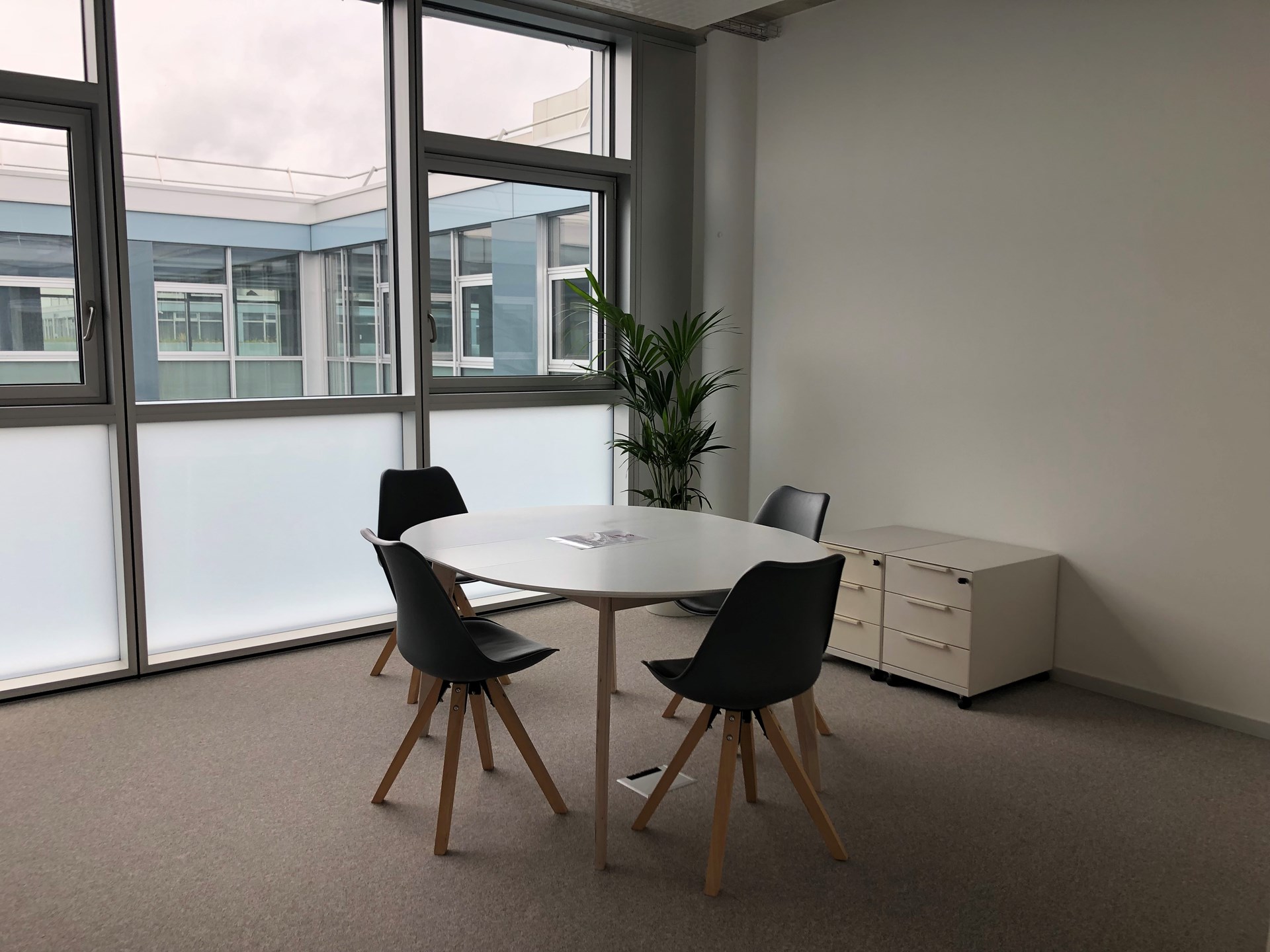 <div class="sur-titre">Entreprises</div><h1>Entreprise <span>engagée</span> dans l’insertion professionnelle à Genève</h1>
